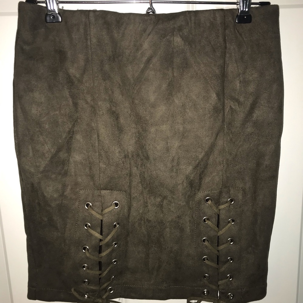LF stores green soft mini skirt